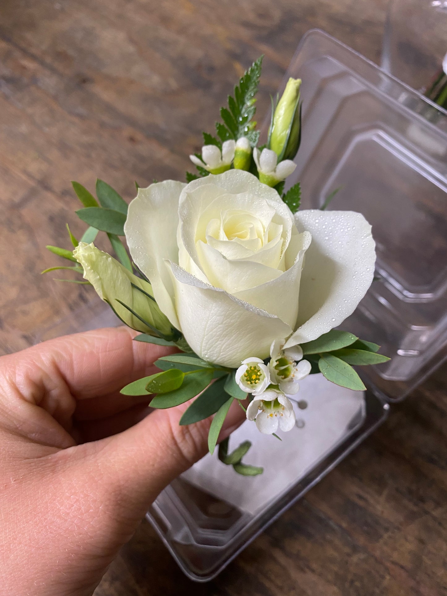 Boutonnierre (Single Rose)