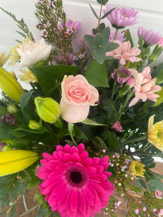 Vase Arrangements (Custom)