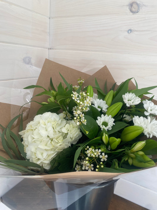 Handtied Bouquet (Custom)