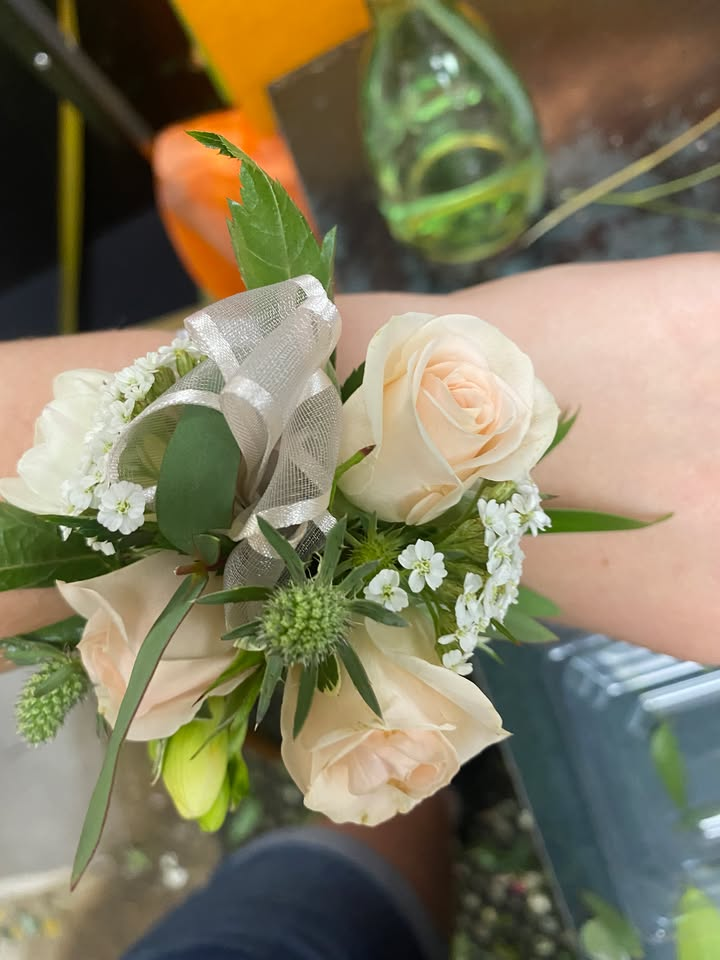 Corsage (Custom)